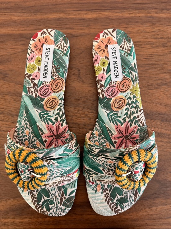 Steve Madden Shoes - Steve Madden Multicolor Floral Slide Sandals with Buckle